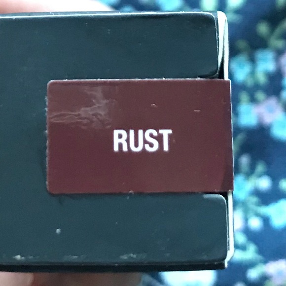 Rust matte Lipstick - Picture 4 of 4